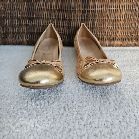 Vionic Cork Print with Gold Toe Ballerina Flats - Size 10 - Picture 2 of 6